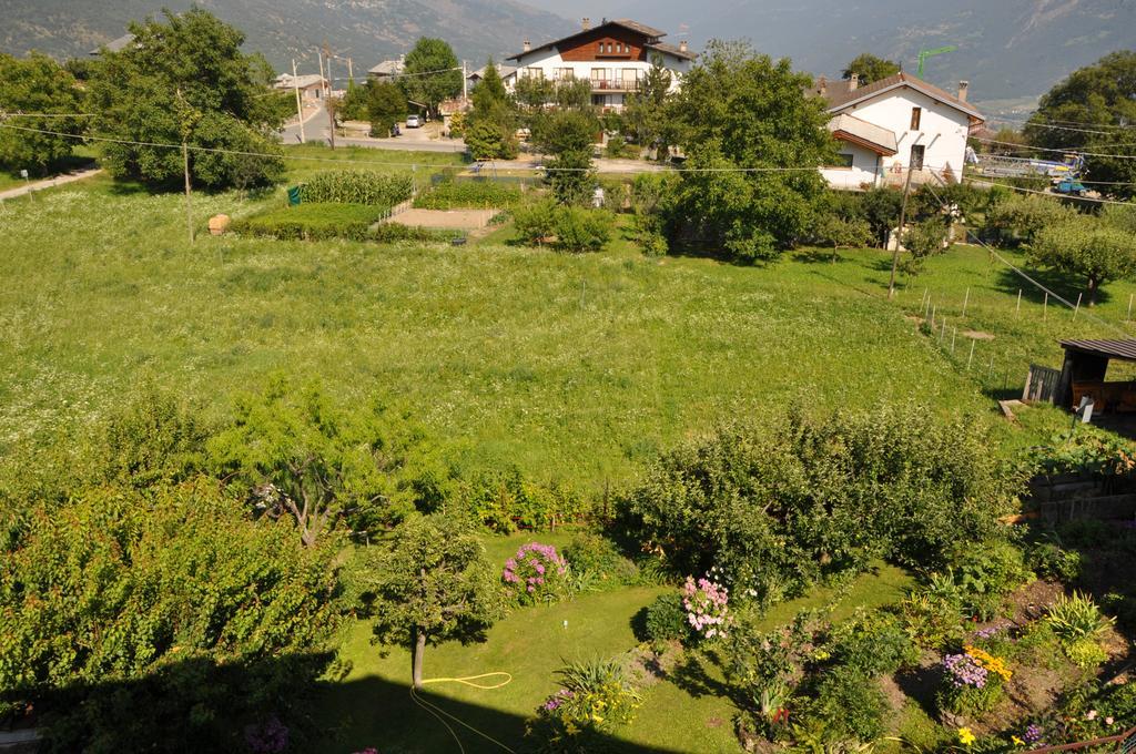 Le Foyer De La Ferme Apartamento Aosta Exterior foto